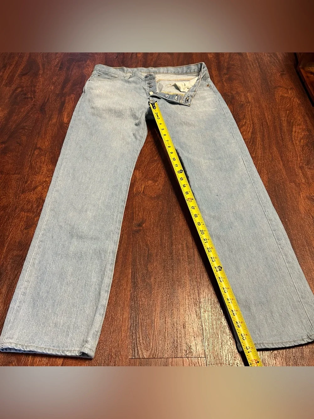 Levi’s 501 button fly 34 x 32 straight leg denim jeans - light wash